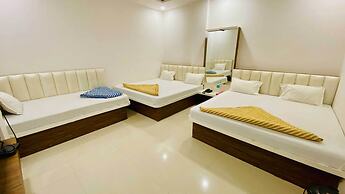 Hotel Gayatri Palace