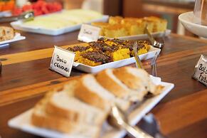 Pousada Costa Rielli