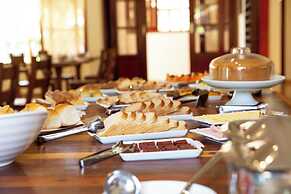 Pousada Costa Rielli