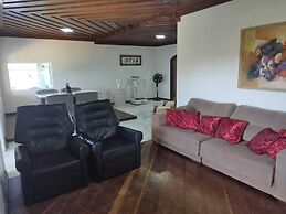 Casa com Piscina 50000 lts Área Gourmet