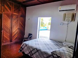 Casa com Piscina 50000 lts Área Gourmet