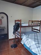 Casa com Piscina 50000 lts Área Gourmet