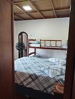 Casa com Piscina 50000 lts Área Gourmet