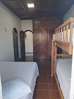 Casa com Piscina 50000 lts Área Gourmet