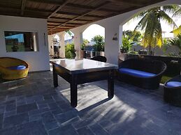 Casa com Piscina 50000 lts Área Gourmet