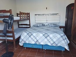 Casa com Piscina 50000 lts Área Gourmet