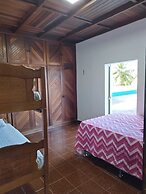 Casa com Piscina 50000 lts Área Gourmet