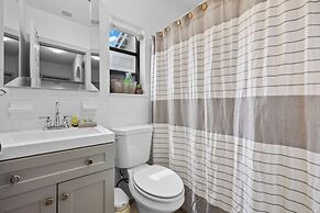 Charming House with Free Parking