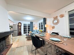 Spacious 4 bedrooms House