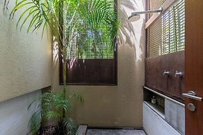 Yeguas Y41 by Wynwood House