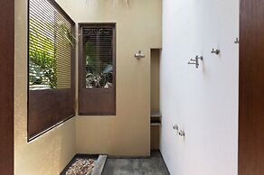 Yeguas Y41 by Wynwood House