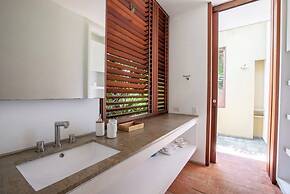 Yeguas Y41 by Wynwood House