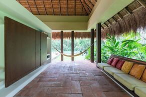 Yeguas Y41 by Wynwood House