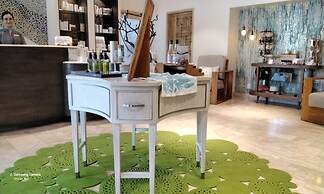 Ocean view beach suite