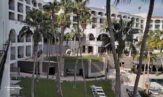 Ocean view beach suite