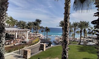 Ocean view beach suite