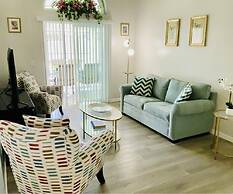 Amazing 3/2 Vacation Home With Private Pool!!