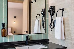 Mint Roma Residences