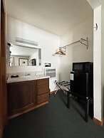 The Trail Inn - Newberry, MI - 13467 M-28