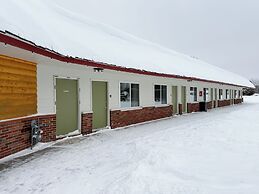 The Trail Inn - Newberry, MI - 13467 M-28