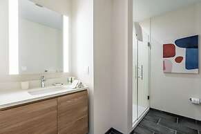 The Alyx at EchelonSeaport