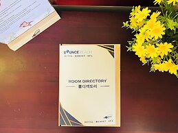 Bounce Beach Hotel & Tien Sa Resort