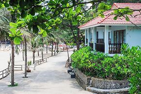 Bounce Beach Hotel & Tien Sa Resort