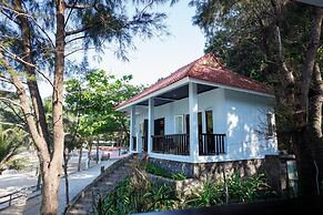 Bounce Beach Hotel & Tien Sa Resort