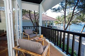 Bounce Beach Hotel & Tien Sa Resort