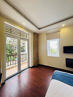 Bounce Beach Hotel & Tien Sa Resort