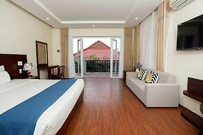 Bounce Beach Hotel & Tien Sa Resort