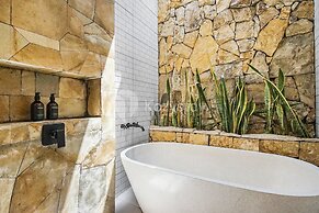 Kalea Villa by Kozystay - Ungasan