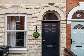 Lowell Street - Cosy 2 BD in Worcester