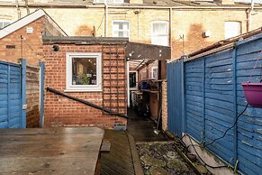 Lowell Street - Cosy 2 BD in Worcester