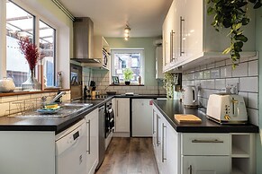 Lowell Street - Cosy 2 BD in Worcester