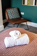 Lowell Street - Cosy 2 BD in Worcester