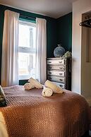 Lowell Street - Cosy 2 BD in Worcester