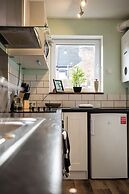 Lowell Street - Cosy 2 BD in Worcester