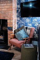 Lowell Street - Cosy 2 BD in Worcester