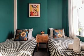 Lowell Street - Cosy 2 BD in Worcester