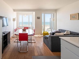 Beautiful Apartment With sea View