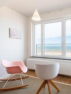 Beautiful Apartment With sea View