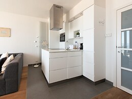 Beautiful Apartment With sea View