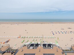 Beautiful Apartment With sea View