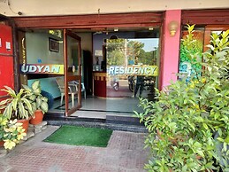 I-ROOMZ Udhyan Residency