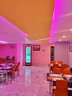 Hotel Mahal & Restaurant