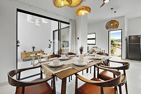 Aila Villa by Kozystay - Nusa Dua