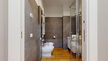 Apartment in Milan's Historic Center