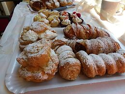 Belvilla by Oyo Chic Apartment in Parghelia Italy