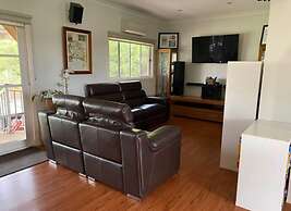 Killy Dora Beachside Escape Pet Wheelchair Friendly A Modern Coastal R